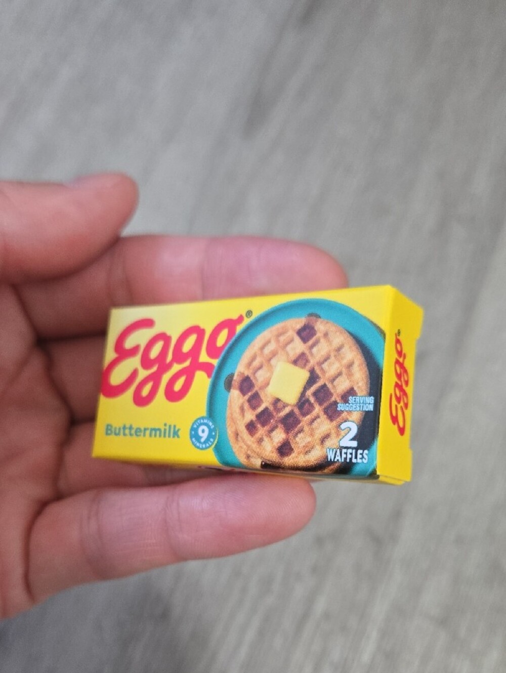 Eggo Buttermilk Mini Waffle Toy Box - Yellow - Picture 2 of 2